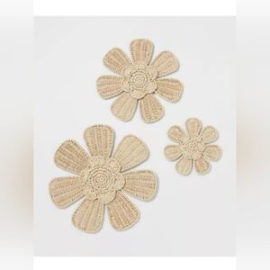 3pc Woven Flower Kids' Wall Décor Set - Pillowfort™